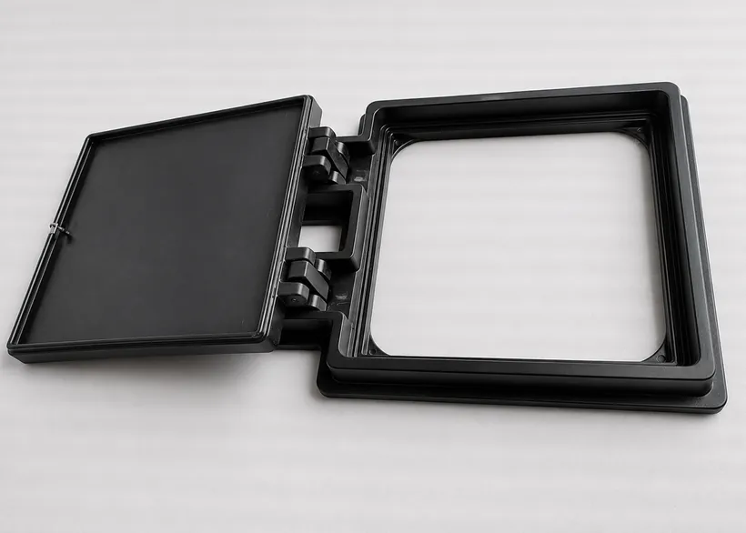 Hinged cover closed